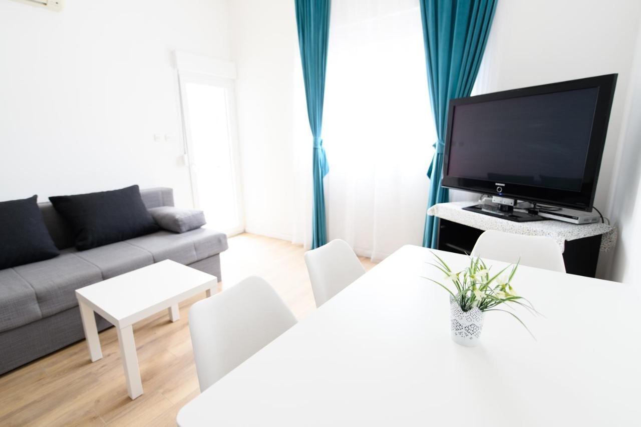 Cozy Beach Apartments Makarska Exterior foto