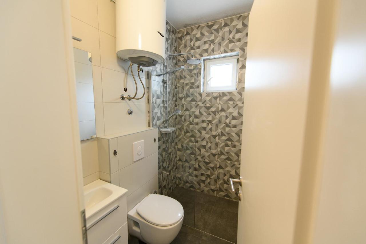 Cozy Beach Apartments Makarska Exterior foto